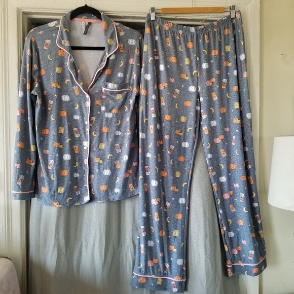 Jaclyn Intimates | (2) Halloween Themed PJ Set - Picture 1 of 9